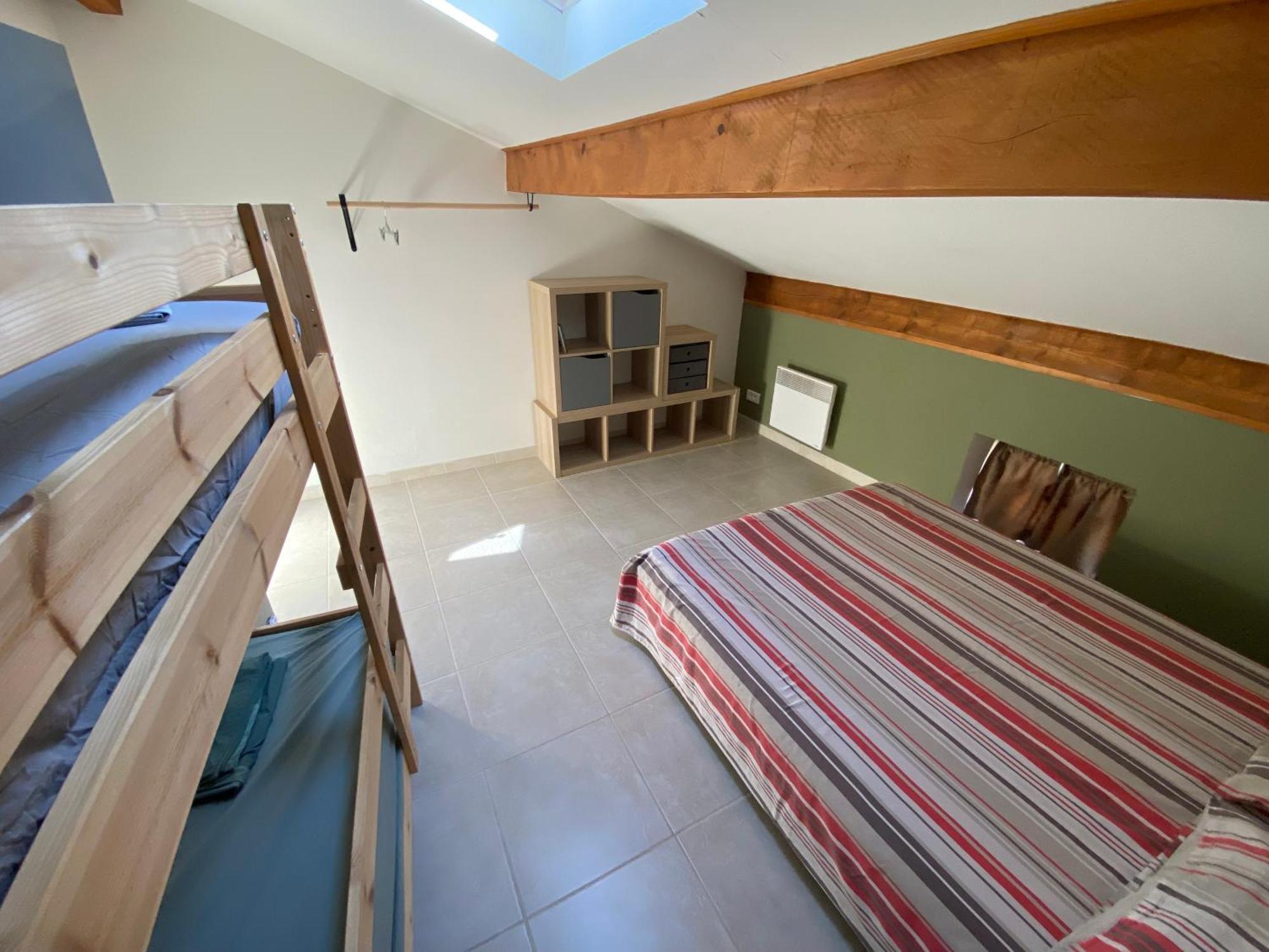 Appartement Climatise Au Pied Du Mont Ventoux Malemort-du-Comtat Esterno foto
